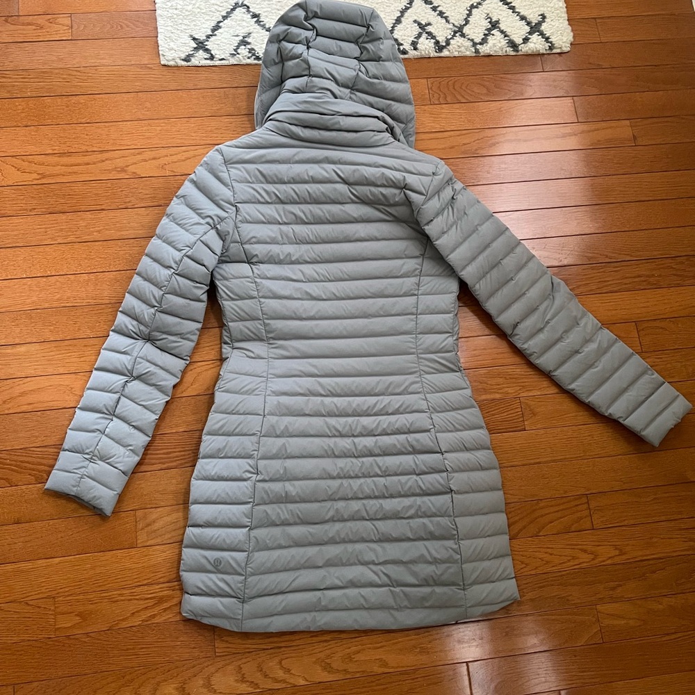 Lululemon puffer size 4